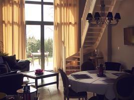 Hotel Le Chateau Des Cinq Cantons Carpentras Exterior foto