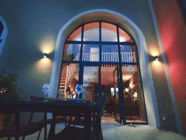 Hotel Le Chateau Des Cinq Cantons Carpentras Exterior foto